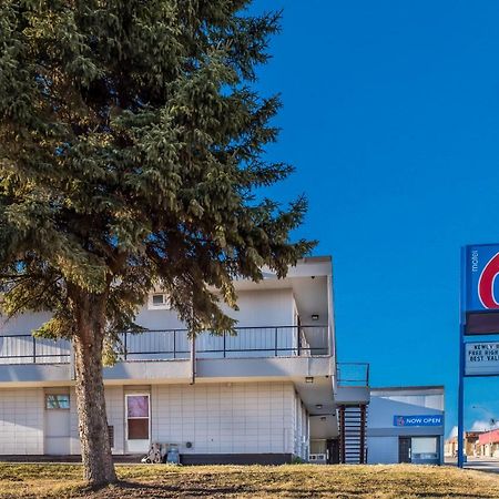 Motel 6-Fort St. John, Bc Exterior photo